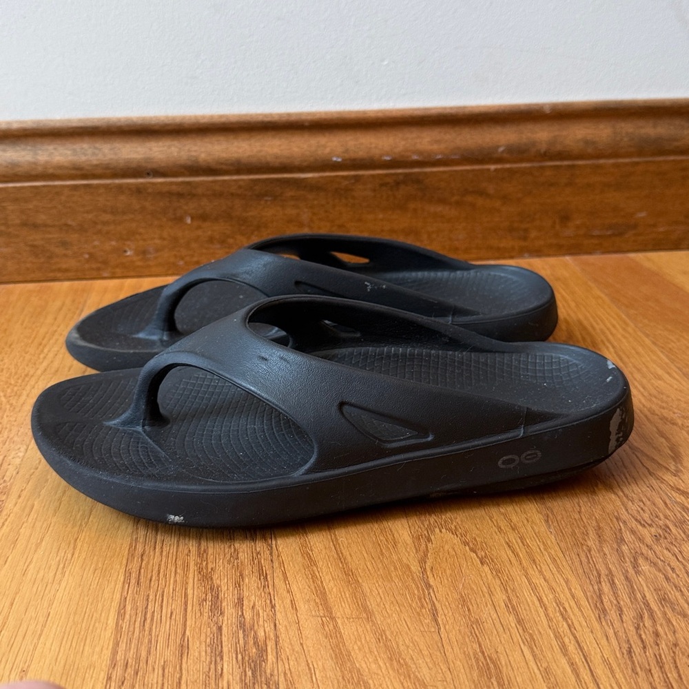Oofos Original Recovery Flip Flop Sandals Black Unisex EU 40 Mens 7 Women’s 9 - Picture 6 of 11